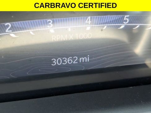 Used 2024 Jeep Grand Cherokee L Altitude AWD/4WD image 19