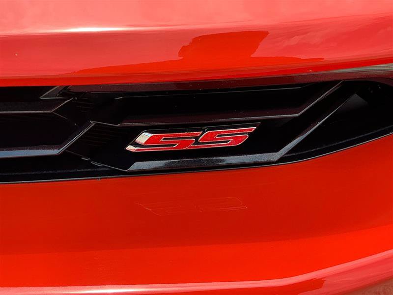 Used 2020 Chevrolet Camaro SS RWD image 13