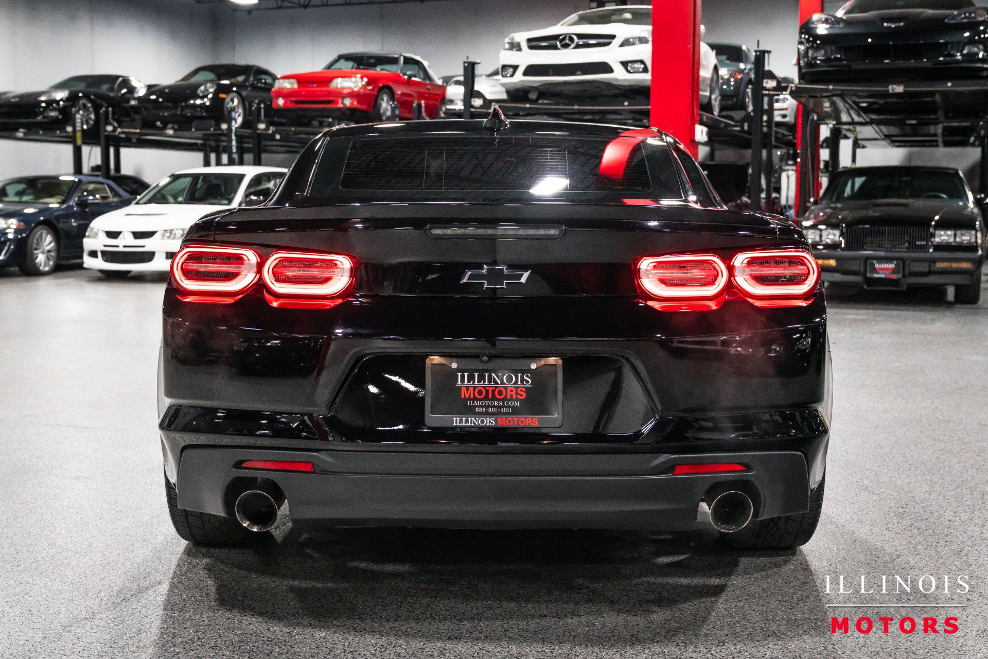 Used 2022 Chevrolet Camaro LT w/ RS Package RWD image 4