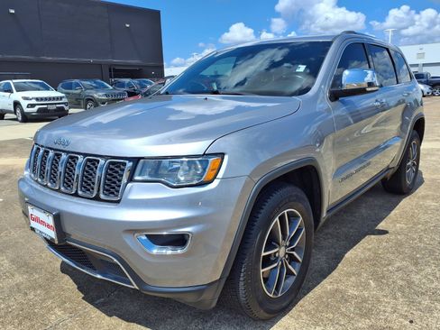 Used 2018 Jeep Grand Cherokee Limited w/ Trailer Tow Group IV RWD image 23