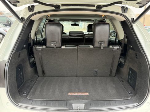 Used 2020 Nissan Pathfinder SL image 14