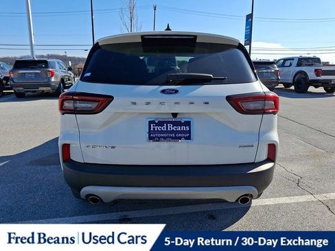 Used 2023 Ford Escape Active image 11