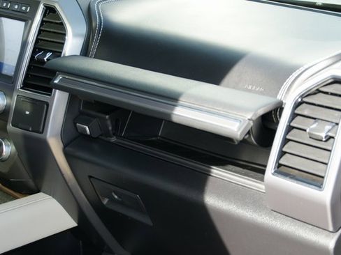 Used 2020 Ford Expedition Platinum image 43