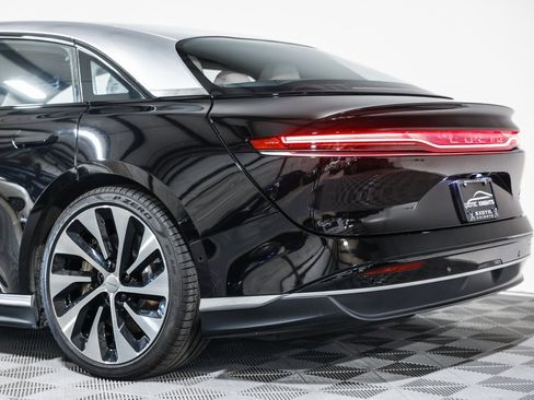 Used 2022 Lucid Air Grand Touring image 14