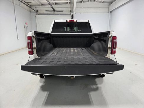 Used 2023 RAM 1500 Laramie AWD/4WD image 9