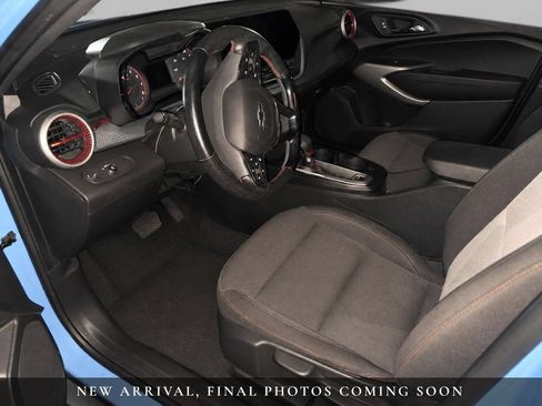 Used 2024 Chevrolet Trax RS w/ Driver Confidence Package FWD image 7