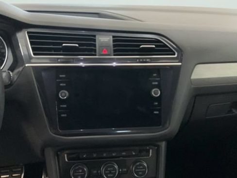 Used 2021 Volkswagen Tiguan SE R-Line AWD/4WD image 21