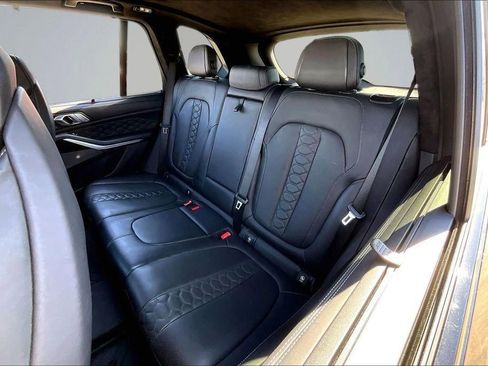 Used 2020 BMW X5 M w/ Executive Package AWD/4WD image 25