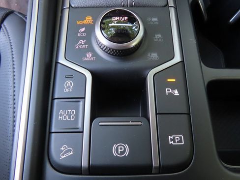 Certified 2026 Kia Sorento X-Line EX AWD/4WD image 12
