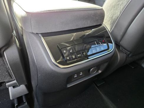 New 2026 INFINITI QX80 Luxe w/ Cargo Package image 18