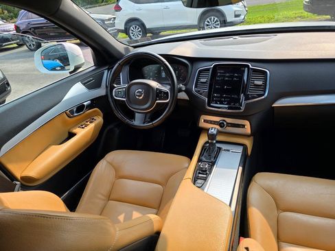 Used 2017 Volvo XC90 T6 Momentum w/ Vision Package AWD/4WD image 34