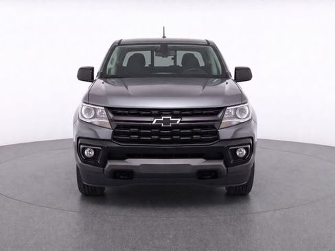 Used 2022 Chevrolet Colorado Z71 w/ Safety Package RWD image 2