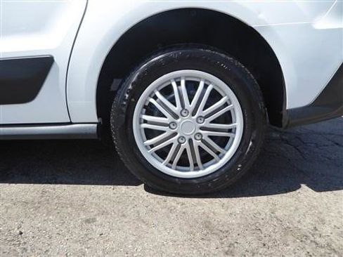 Used 2019 Ford Transit Connect XLT FWD image 12