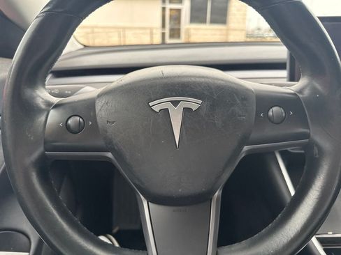 Used 2018 Tesla Model 3 Long Range RWD image 9