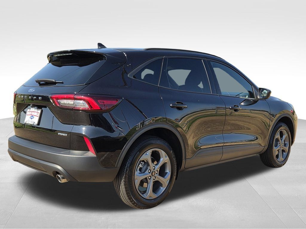 Used 2025 Ford Escape ST-Line Select AWD/4WD image 6