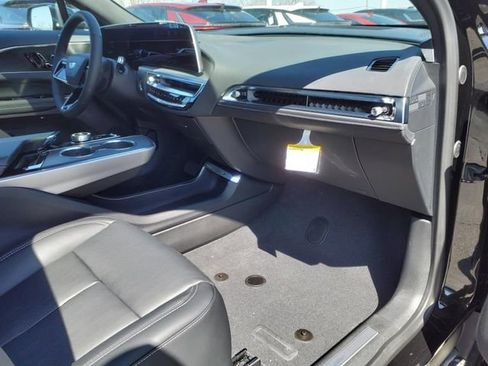 New 2025 Cadillac Lyriq Luxury image 23