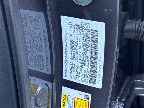 Used 2018 Honda Accord EX image 26