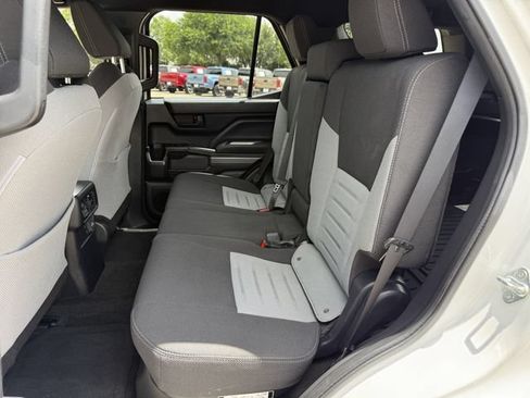 Used 2025 Toyota 4Runner TRD Sport AWD/4WD image 33