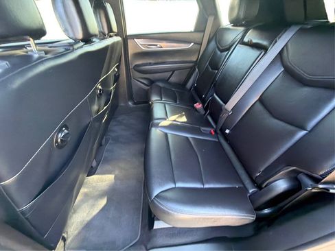 Used 2021 Cadillac XT5 Luxury AWD/4WD image 37