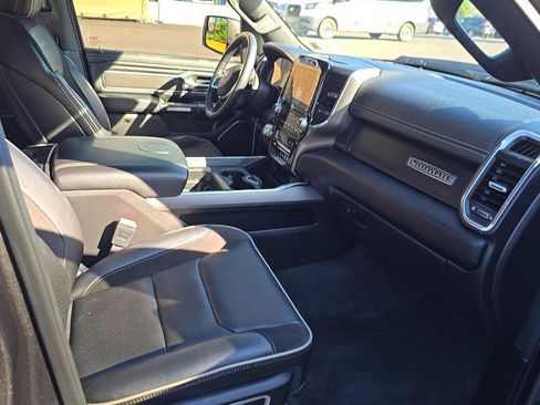 Used 2023 RAM 1500 Laramie AWD/4WD image 8