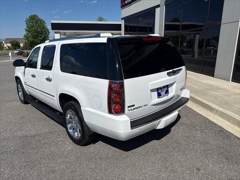 Used 2012 GMC Yukon XL Denali AWD/4WD image 6