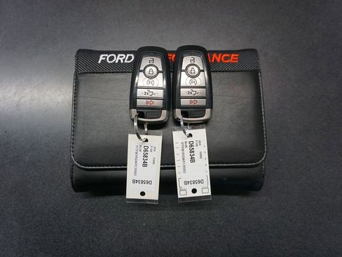 Used 2019 Ford F150 Raptor w/ Equipment Group 802A Luxury image 19