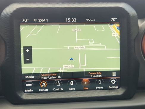 Used 2021 Jeep Gladiator Mojave AWD/4WD image 14