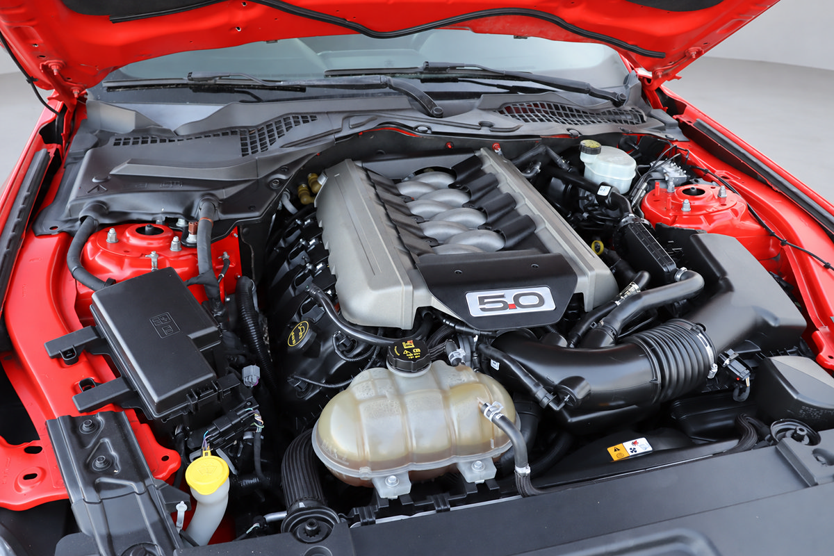 Used 2017 Ford Mustang GT RWD image 38