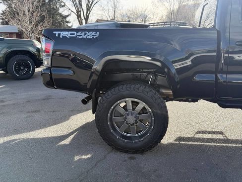 Used 2021 Toyota Tacoma TRD Sport w/ Technology Package image 86