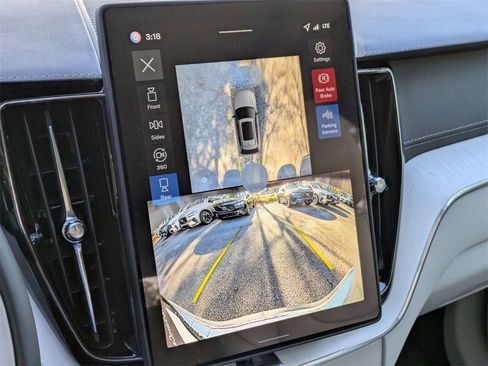 New 2026 Volvo XC60 T8 Ultra w/ Protection Package Premier image 23