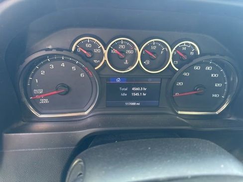 Used 2020 Chevrolet Silverado 1500 LT w/ Trailering Package image 4