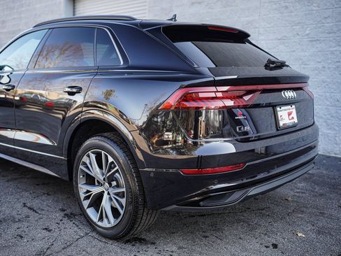 Used 2021 Audi Q8 Premium w/ Black Optic Package image 13