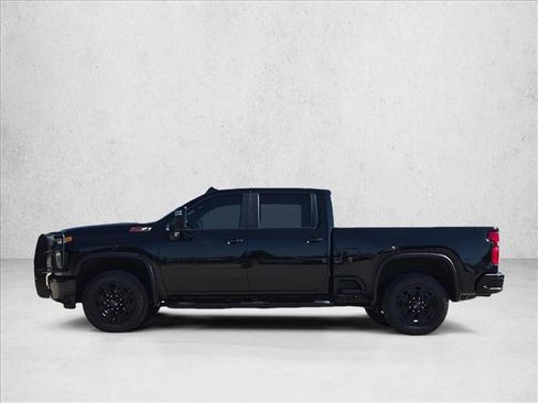 Used 2021 Chevrolet Silverado 2500 LTZ w/ LTZ Plus Package AWD/4WD image 7