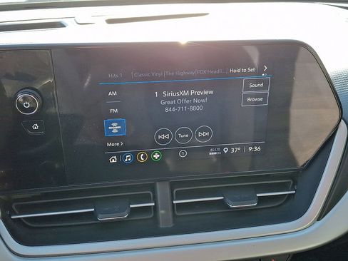 Used 2024 Chevrolet Trax LS image 22