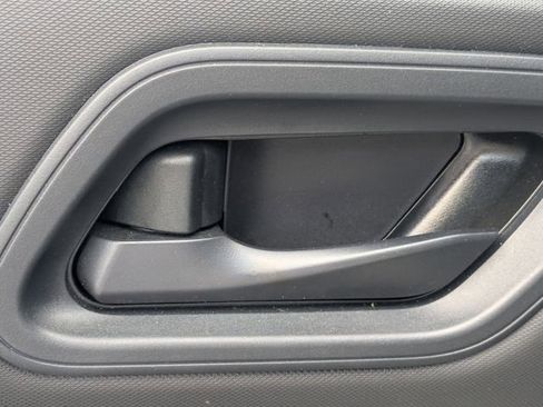 Used 2024 Nissan Rogue S FWD image 25