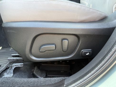 Used 2018 Subaru Forester 2.5i Limited AWD/4WD image 19
