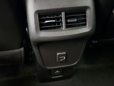 Used 2024 GMC Terrain AT4 w/ Infotainment Package II image 28