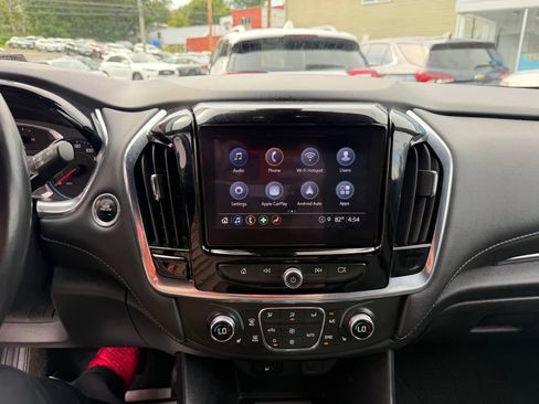 Used 2022 Chevrolet Traverse LT w/ LPO, Floor Liner Package AWD/4WD image 18