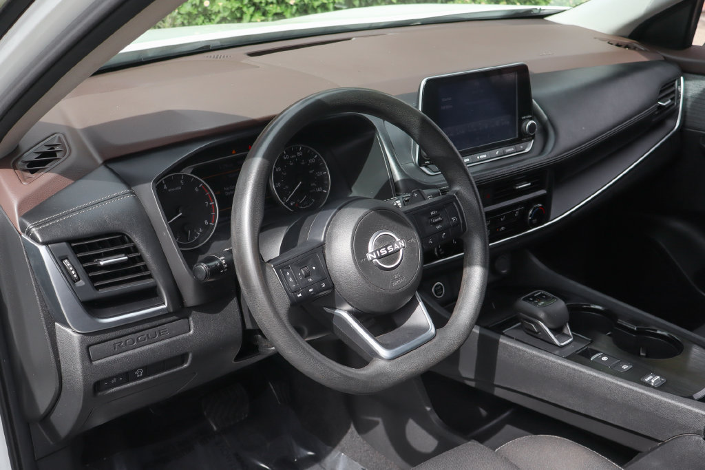 Used 2023 Nissan Rogue S FWD image 20