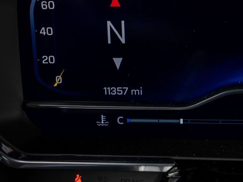 Used 2025 Chevrolet Silverado 2500 ZR2 image 21