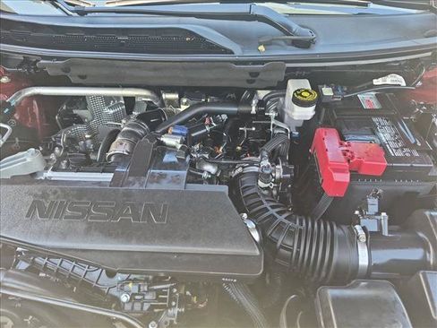 Certified 2025 Nissan Rogue S FWD image 22