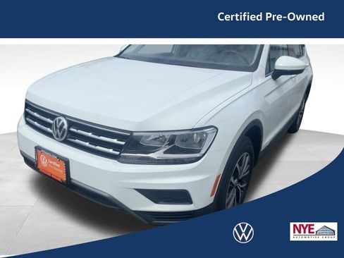 Used 2020 Volkswagen Tiguan SE w/ Panoramic Sunroof Package AWD/4WD image 1