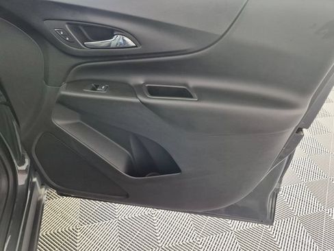 Used 2020 Chevrolet Equinox LT FWD image 34