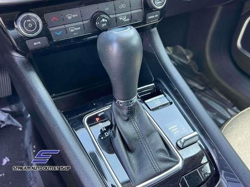 Used 2022 Jeep Compass Latitude image 33