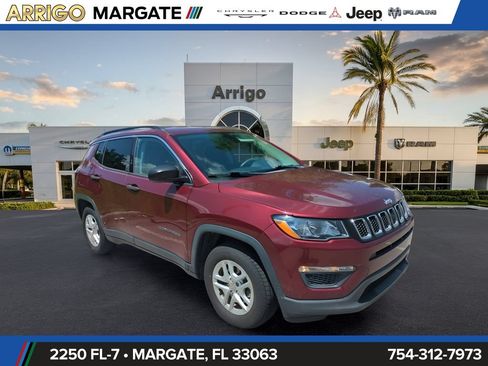 Used 2021 Jeep Compass Sport FWD image 2
