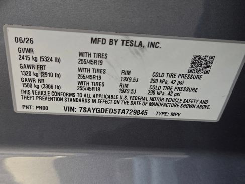 Used 2026 Tesla Model Y Long Range RWD image 31