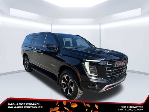 Used 2026 GMC Yukon XL AT4 AWD/4WD image 7