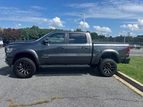 Used 2021 RAM 1500 Laramie AWD/4WD image 8