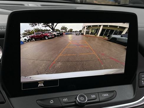 Used 2025 Chevrolet Blazer LT image 18