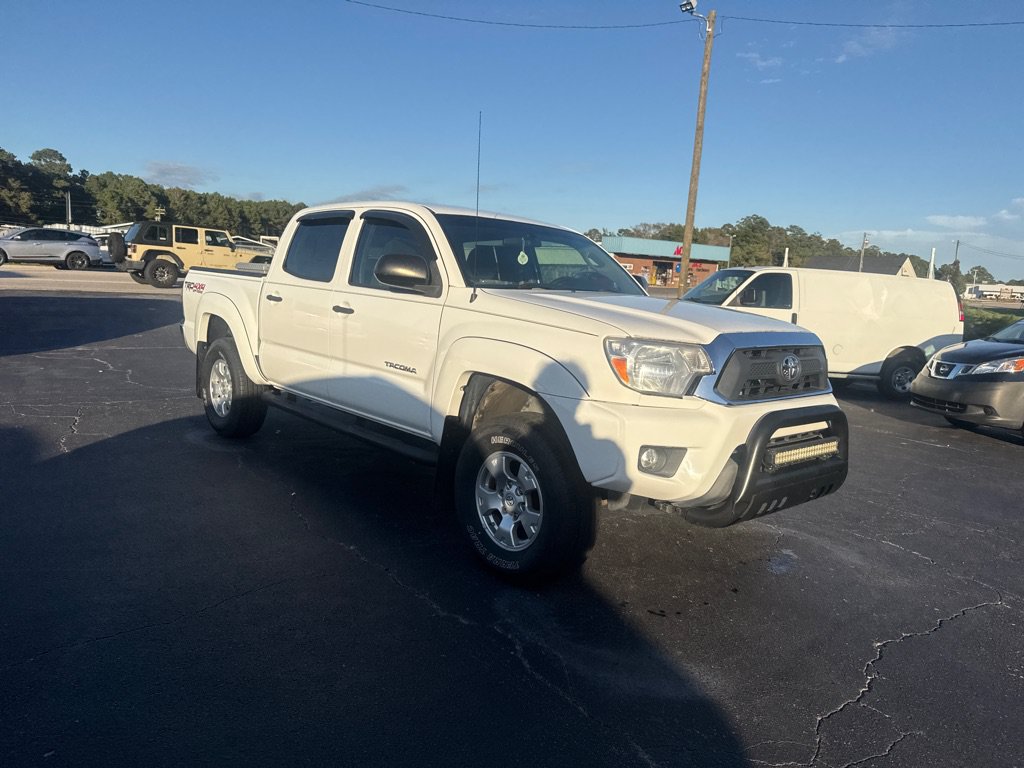 Used 2015 Toyota Tacoma 4x4 Double Cab w/ SR5 Package image 7